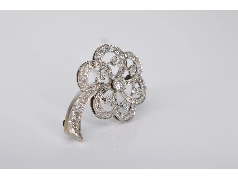 Antieke broche met diamanten – foto 3 – kavel bij Onlineveilingmeester