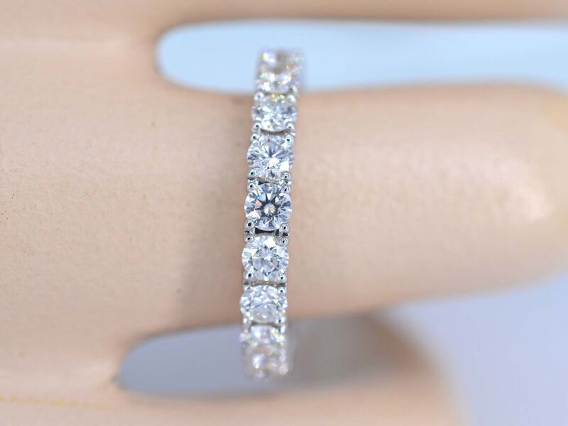 Witgouden alliance ring met diamanten – foto 2 – kavel bij Onlineveilingmeester