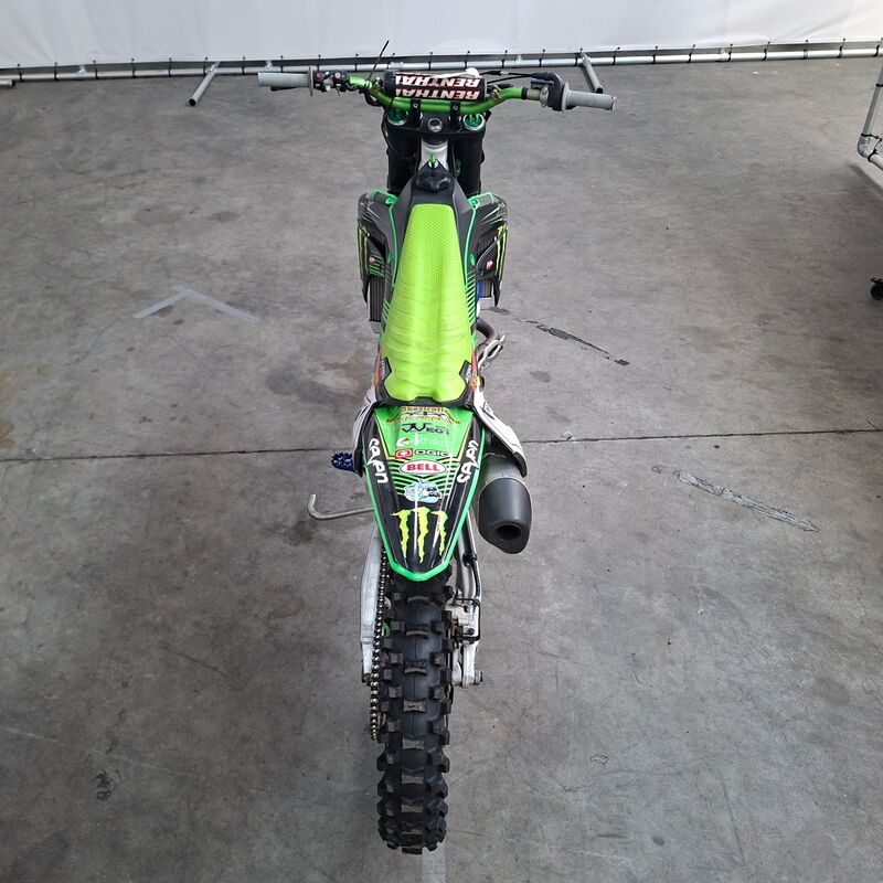 Crossmotor, Kawasaki, KX 45 0F – foto 9 – kavel bij Domeinen Roerende Zaken, Soesterberg