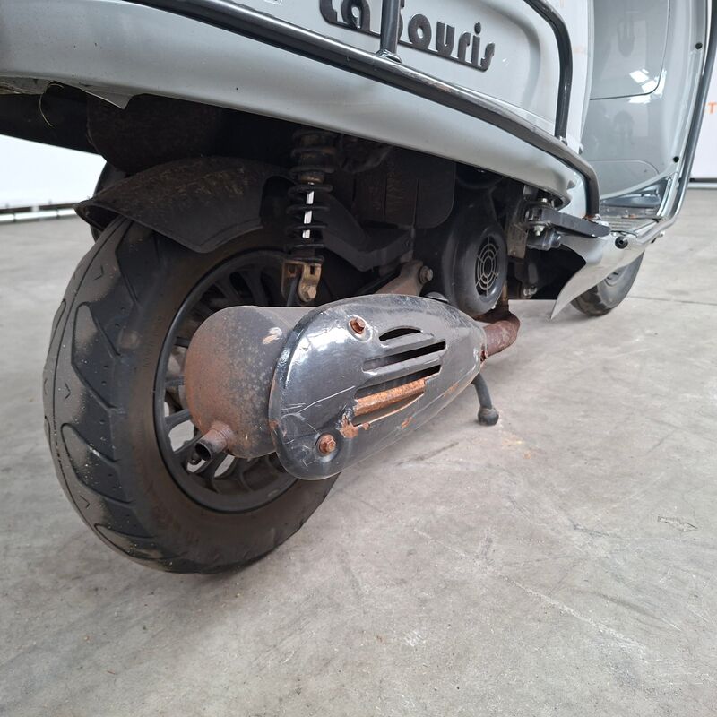 Snorscooter, La Souris, Snorscooter, 2024 – foto 9 – kavel bij Domeinen Roerende Zaken, Soesterberg