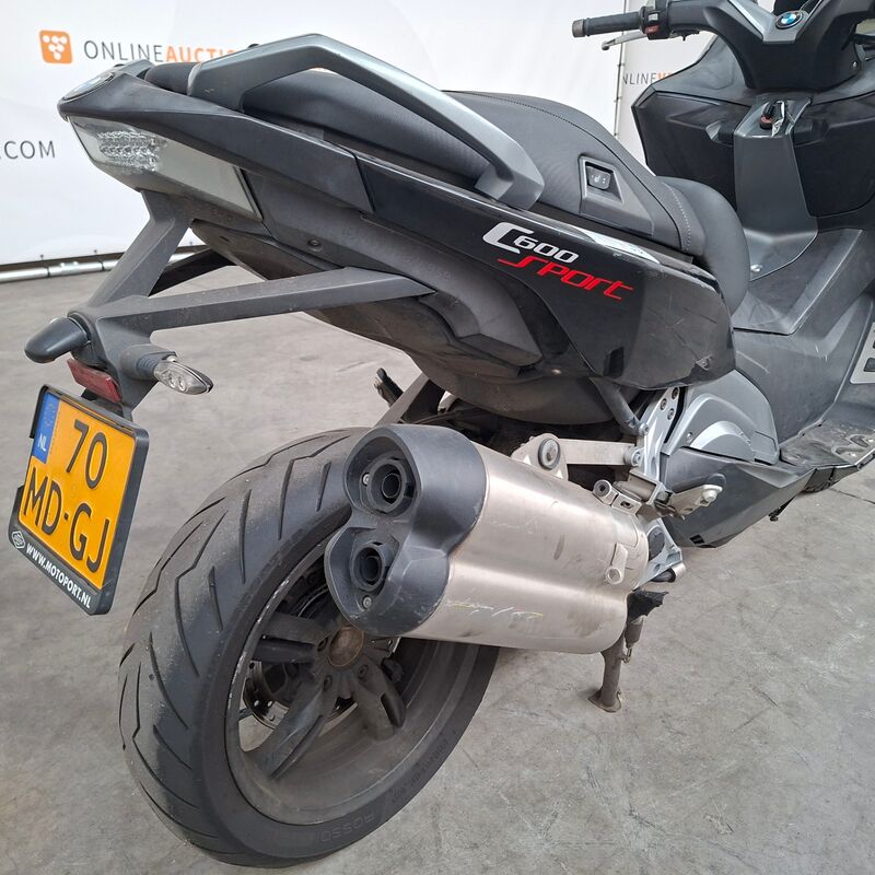 Motorscooter, BMW, C 600 Sport, 2013 – foto 9 – kavel bij Domeinen Roerende Zaken, Soesterberg