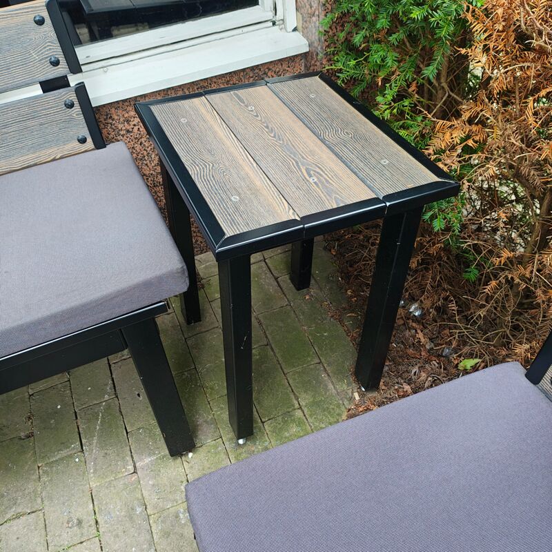 2x Terras tafel klein