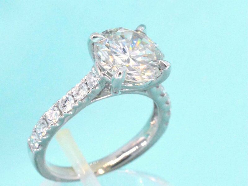 Gouden diamanten solitair ring met een grote diamant van 3.00 carat – foto 4 – kavel bij Onlineveilingmeester