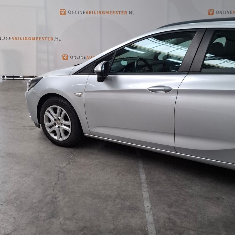 Personenauto, Opel, Astra Sports Tourer 1.6 CDTi, 2018 – foto 9 – kavel bij Domeinen Roerende Zaken, Soesterberg