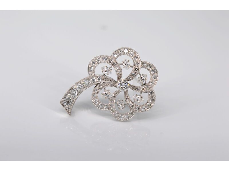 Antieke broche met diamanten – kavel bij Onlineveilingmeester