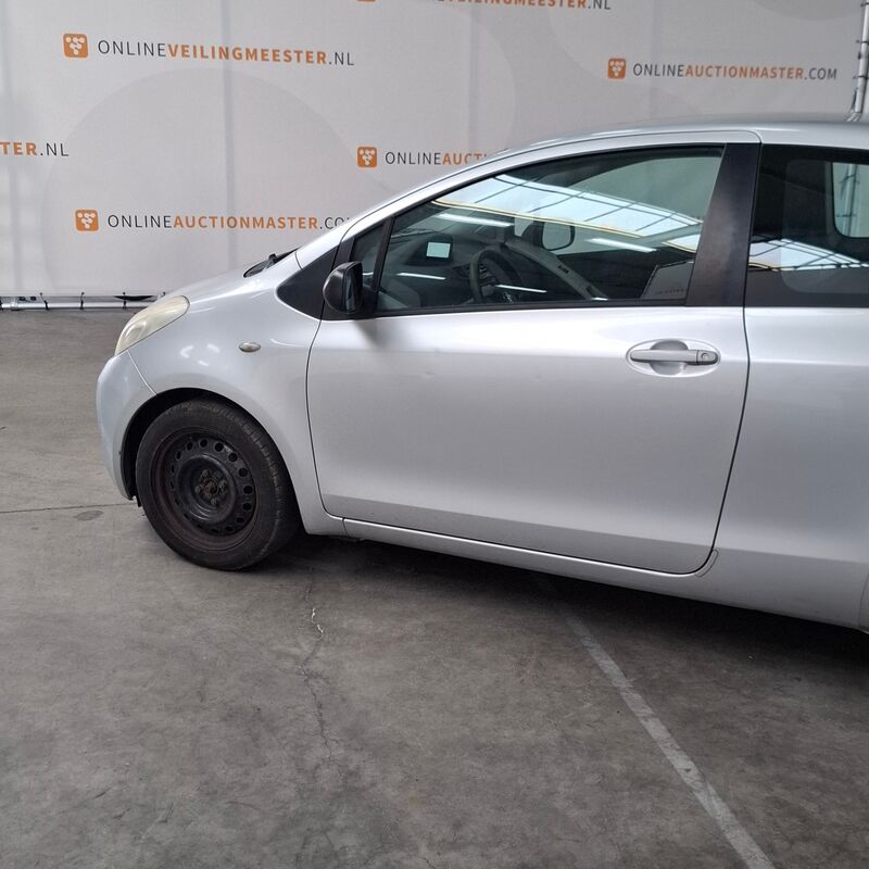 Personenauto, Toyota, Yaris, 1.3 VVTi Terra, 2008 – foto 9 – kavel bij Domeinen Roerende Zaken, Soesterberg