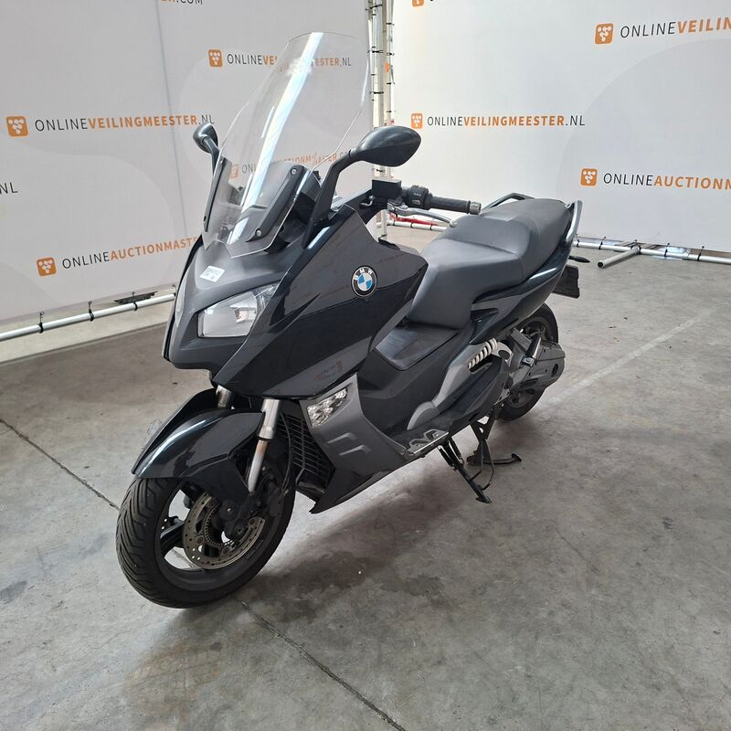 Motorscooter, BMW, C 600 Sport, 2013 – foto 4 – kavel bij Domeinen Roerende Zaken, Soesterberg
