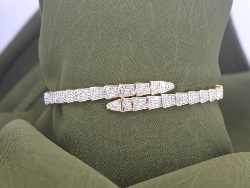 Gouden armband van serpent model met natuurlijke diamanten – kavel bij Onlineveilingmeester