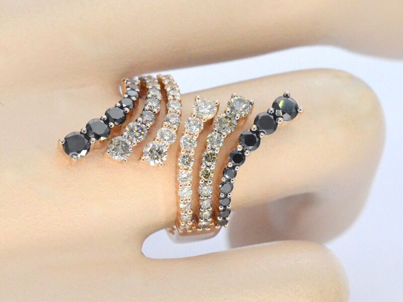 Rosé gouden ring met champagne en zwart gekleurde diamanten – foto 2 – kavel bij Onlineveilingmeester