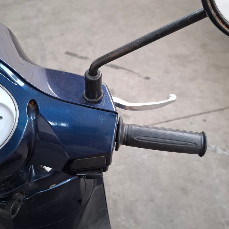 Bromscooter, SYM, Bromscooter, 2019 – foto 10 – kavel bij Domeinen Roerende Zaken, Soesterberg