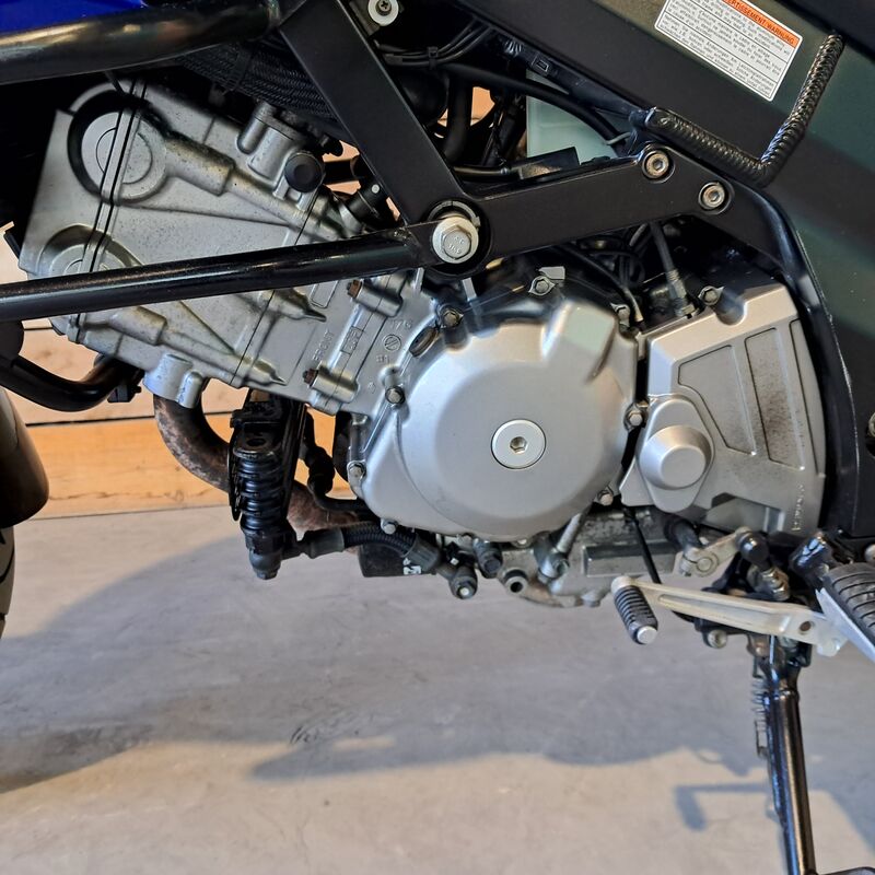 Motor, Suzuki, All-Road DL 650 V-Strom, 2006 – foto 10 – kavel bij Onlineveilingmeester, Heerenveen