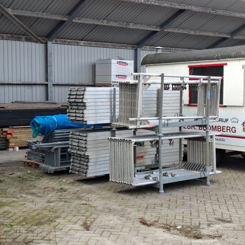 Ca. 100m2 Renovatiesteiger, Layher, Blitz – kavel bij Onlineveilingmeester, Smilde