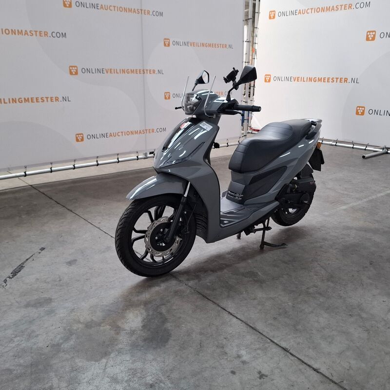 Bromfiets, La Souris, Grandcruiser, 2025 – foto 4 – kavel bij Domeinen Roerende Zaken, Soesterberg