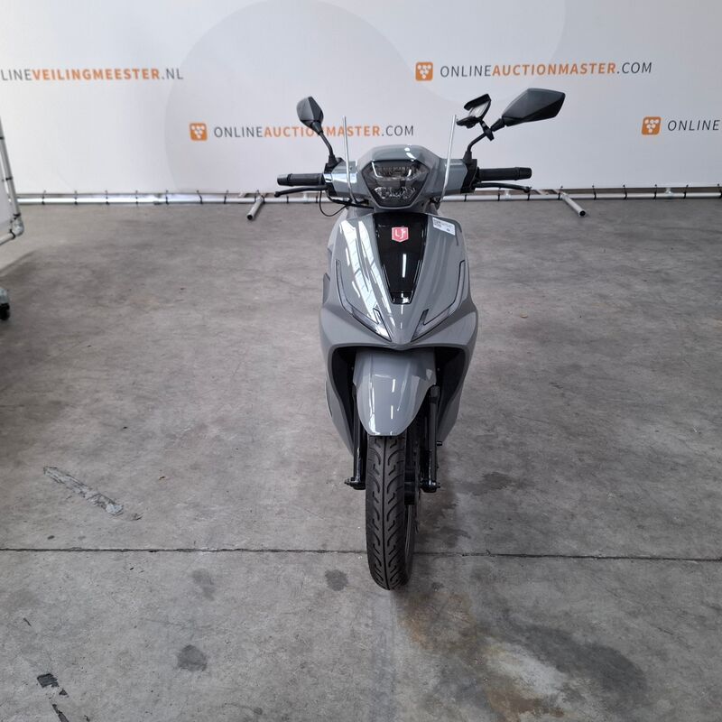 Bromfiets, La Souris, Grandcruiser, 2025 – foto 3 – kavel bij Domeinen Roerende Zaken, Soesterberg