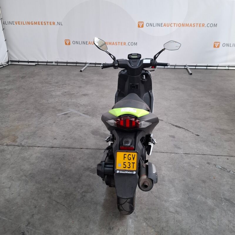 Bromfiets, Peugeot, Speedfight 4, 2021 – foto 7 – kavel bij Domeinen Roerende Zaken, Soesterberg