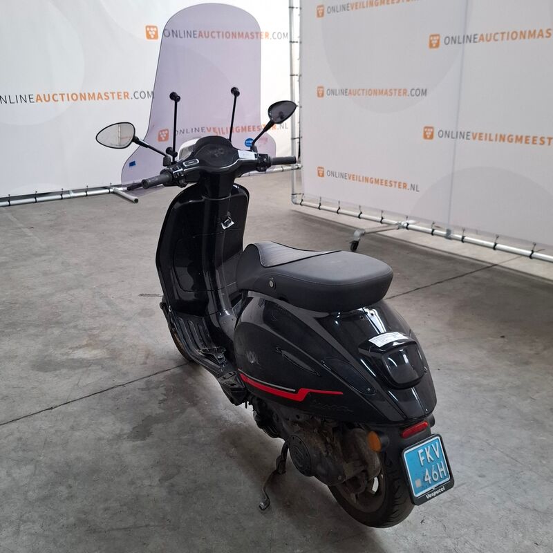 Bromfiets, Vespa, Snorscooter, 2022 – foto 6 – kavel bij Domeinen Roerende Zaken, Soesterberg