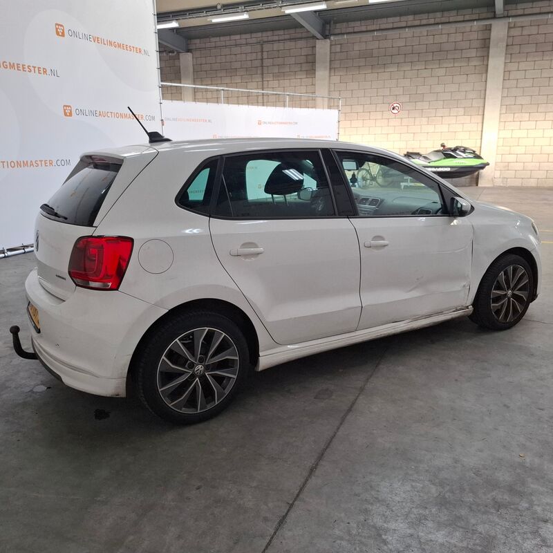 Personenauto, Volkswagen, Polo, 1.2 TDI BlueMotion Comfortline, 2012 – foto 9 – kavel bij Domeinen Roerende Zaken, Soesterberg