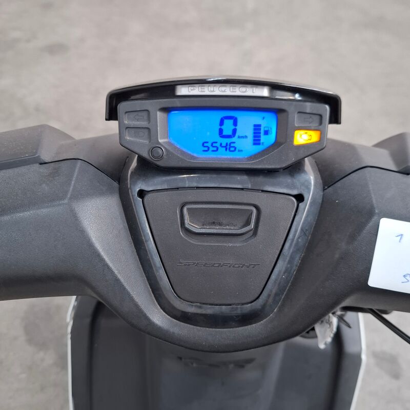 Bromfiets, Peugeot, Speedfight 4, 2021 – foto 10 – kavel bij Domeinen Roerende Zaken, Soesterberg