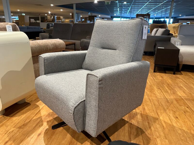 Draai fauteuil, licht grijs – foto 2 – kavel bij Onlineveilingmeester, Joure