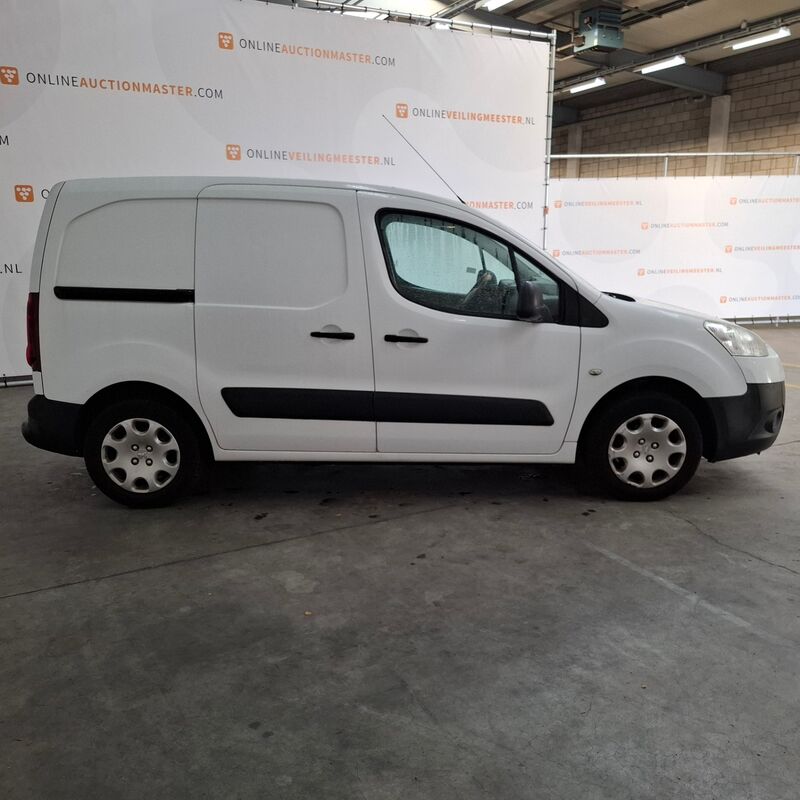 Bedrijfsauto, Peugeot, Partner, 120 1.6 e-HDI L1 XT Profit +, 2012 – foto 4 – kavel bij Domeinen Roerende Zaken, Soesterberg