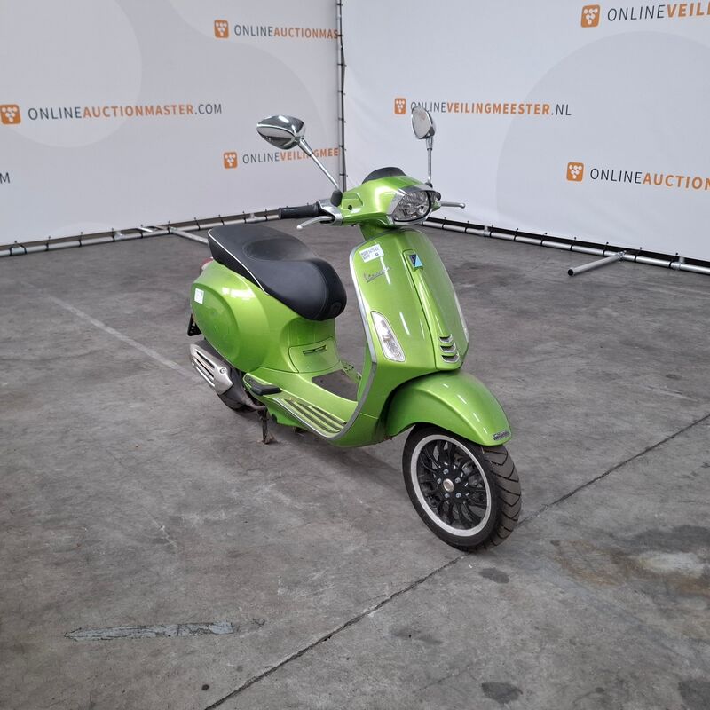 Snorscooter, Vespa, Sprint, 2019 – foto 2 – kavel bij Domeinen Roerende Zaken, Soesterberg