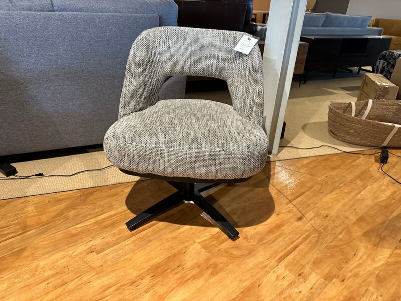 Draaifauteuil, zwarte poot, groengrijs – foto 2 – kavel bij Onlineveilingmeester, Joure
