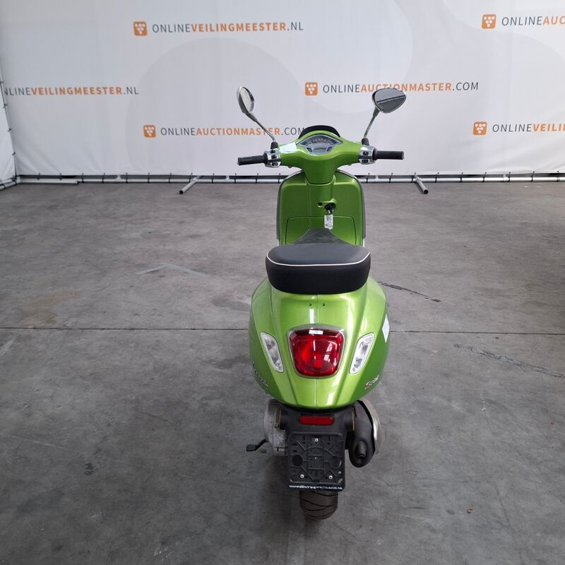 Snorscooter, Vespa, Sprint, 2019 – foto 7 – kavel bij Domeinen Roerende Zaken, Soesterberg