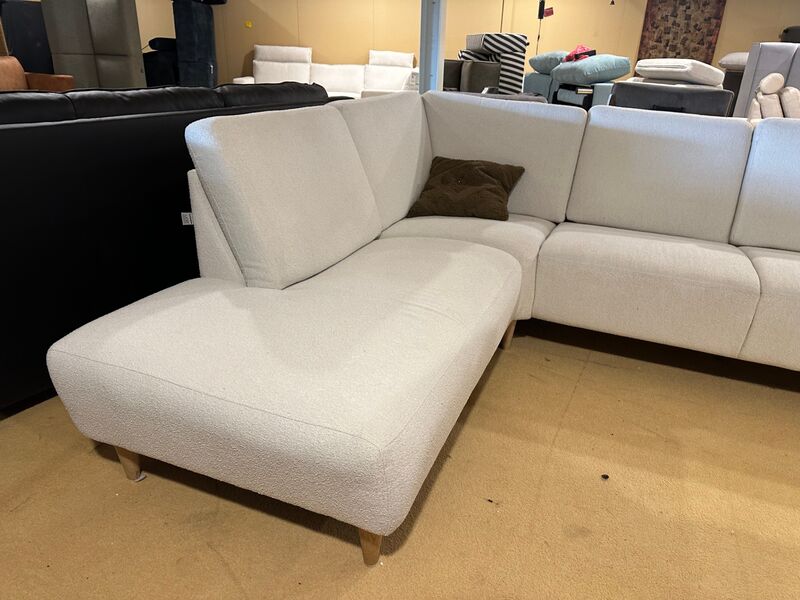 Hoekbank met open eiland, creme/wit – foto 3 – kavel bij Onlineveilingmeester, Joure