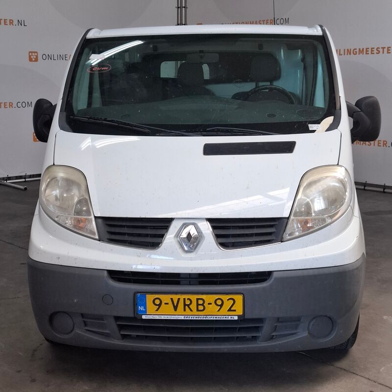 Bedrijfsauto, Renault, Trafic, 2011 – foto 2 – kavel bij Domeinen Roerende Zaken, Soesterberg