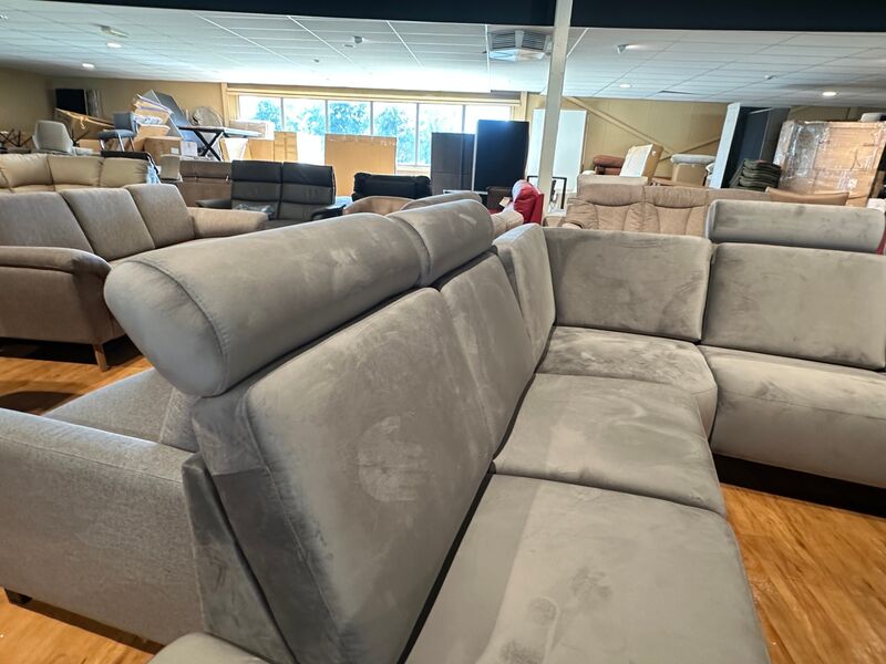 Mega hoekbank met open eiland, neksteunen, blauwgrijs – foto 6 – kavel bij Onlineveilingmeester, Joure