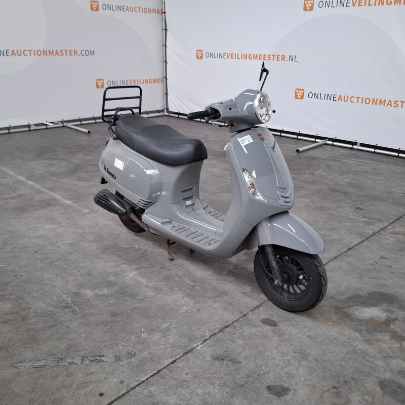 Bromscooter, La Souris, Sourini, 2022 – foto 2 – kavel bij Domeinen Roerende Zaken, Soesterberg