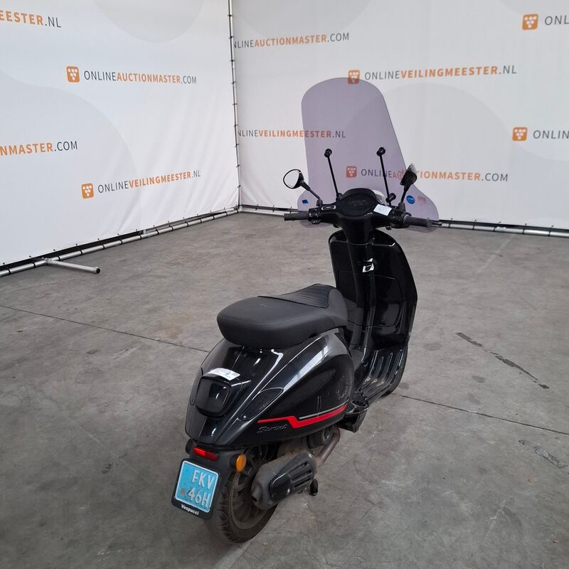 Bromfiets, Vespa, Snorscooter, 2022 – foto 8 – kavel bij Domeinen Roerende Zaken, Soesterberg