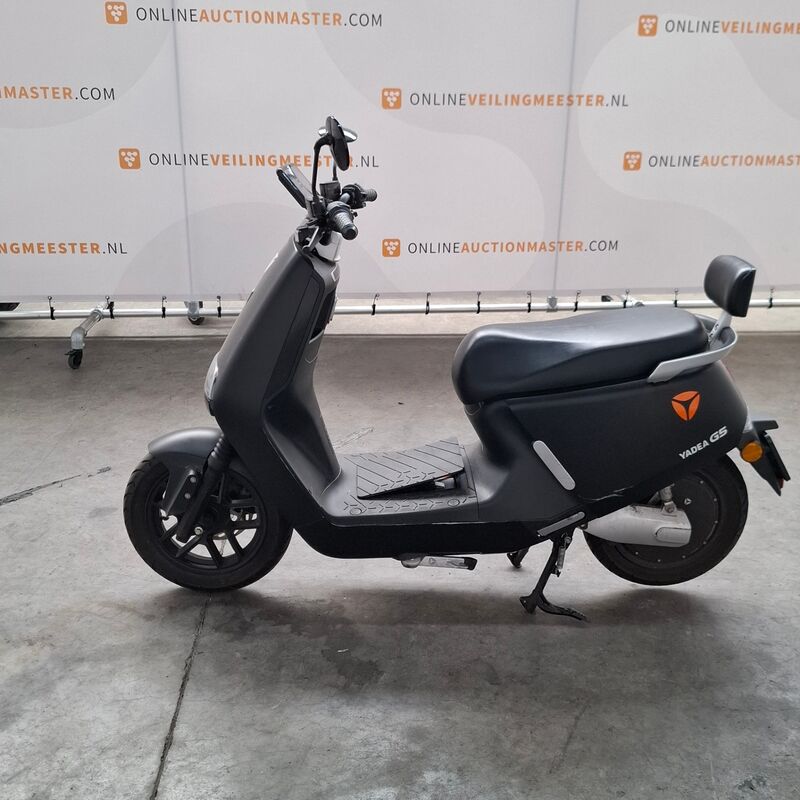Bromfiets, Yadea, G5, 2026 – foto 5 – kavel bij Domeinen Roerende Zaken, Soesterberg