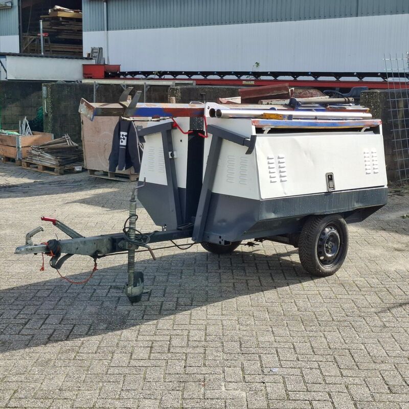 Lichtmast met generator, Kubota, 1996 – foto 8 – kavel bij Onlineveilingmeester, Smilde