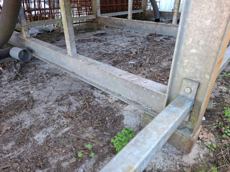Langmateriaalstelling met inhoud – foto 5 – kavel bij Onlineveilingmeester, Smilde