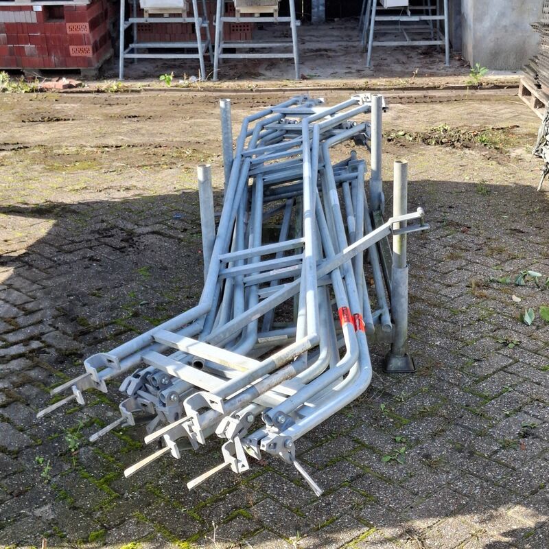 Ca. 13x Bordestrap leuning, Layher, Allround | 257 cm, in transportbok – foto 3 – kavel bij Onlineveilingmeester, Smilde