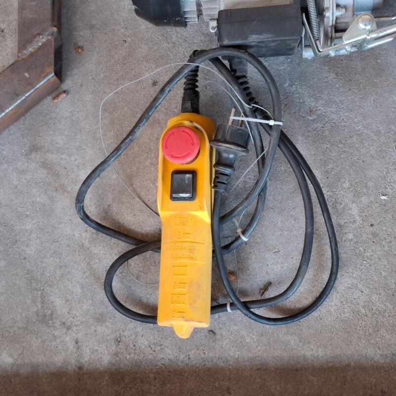 Elektrische takel, HBM, PA 400D, 2020, met hijsconstructie – foto 6 – kavel bij Onlineveilingmeester, Smilde