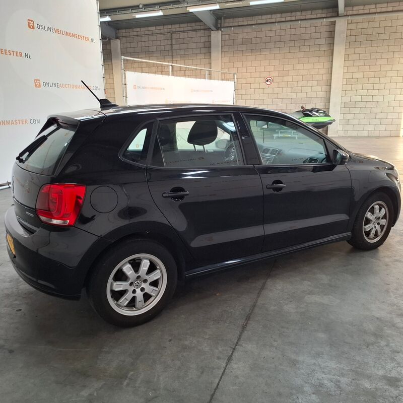 Personenauto, Volkswagen, Polo, 1.2 TDI BlueMotion Comfortline, 2010 – foto 8 – kavel bij Domeinen Roerende Zaken, Soesterberg