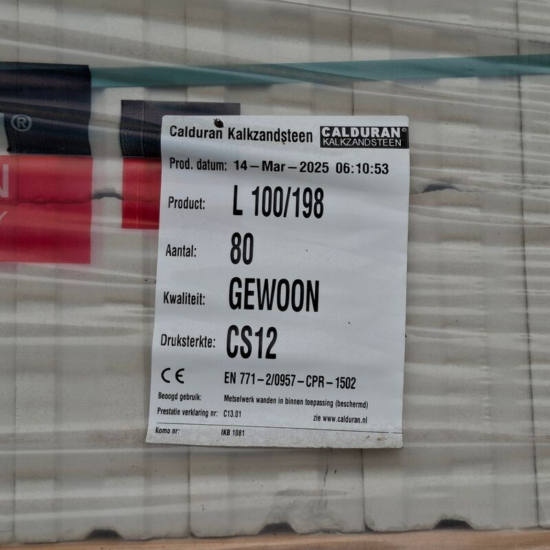Partij kalkzandsteen blokken Calduran – foto 4 – kavel bij Onlineveilingmeester, Smilde
