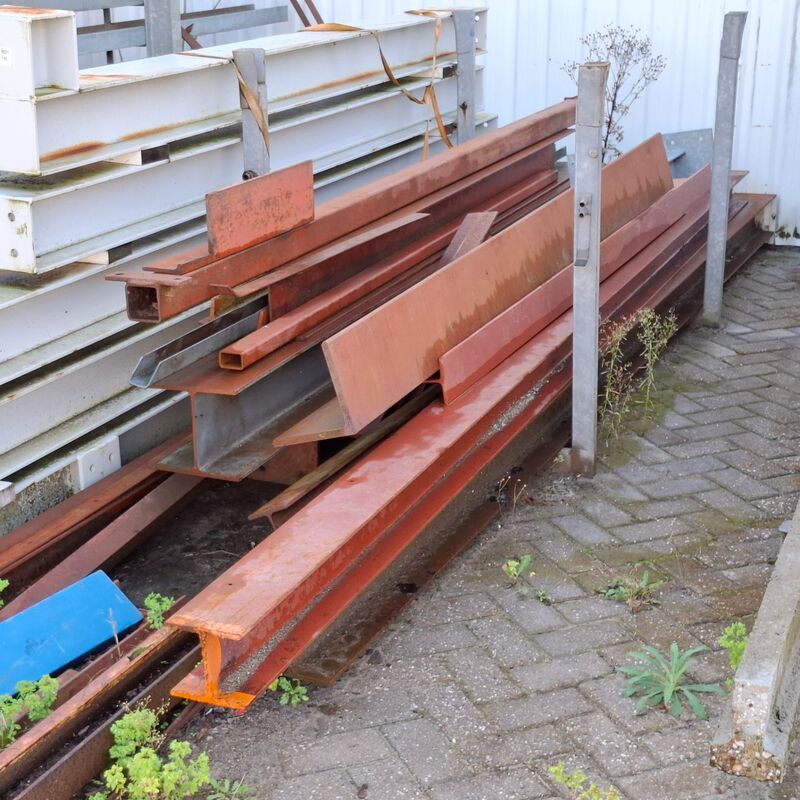 Partij metalen profielen – foto 8 – kavel bij Onlineveilingmeester, Smilde