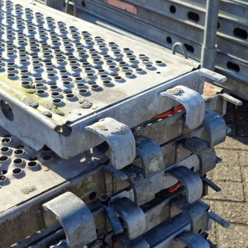 Ca. 15x O-roostervloer, Layher, Allround | 257x32 cm, in transportbok – foto 6 – kavel bij Onlineveilingmeester, Smilde