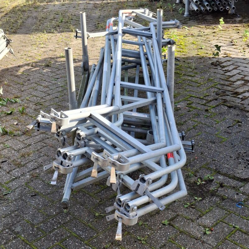 Ca. 13x Bordestrap leuning, Layher, Allround | 257 cm, in transportbok – foto 7 – kavel bij Onlineveilingmeester, Smilde