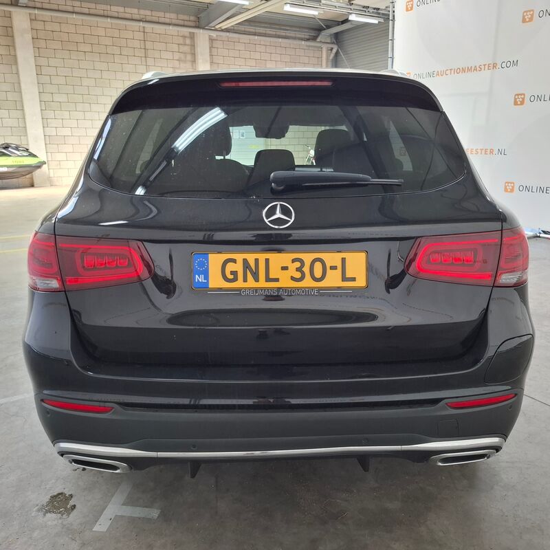 Personenauto, Mercedes-Benz, GLC-klasse, 300e 4MATIC Premium Plus, 2021 – foto 10 – kavel bij Domeinen Roerende Zaken, Soesterberg