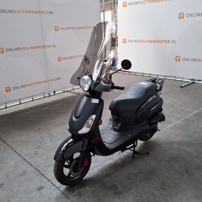Bromfiets, SYM, Fiddle II, 2020 – foto 4 – kavel bij Domeinen Roerende Zaken, Soesterberg