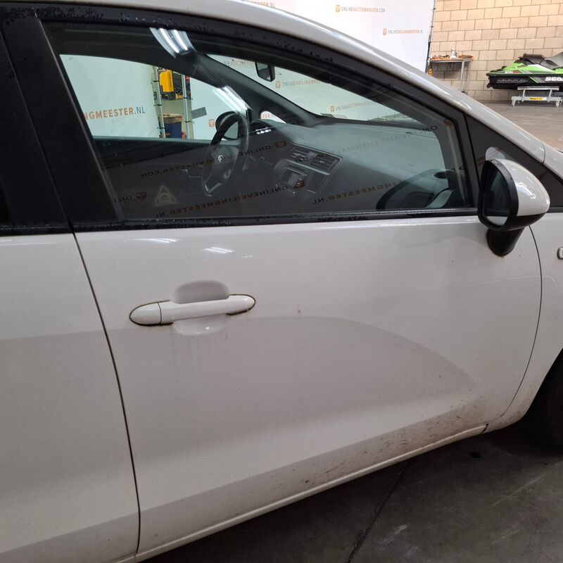 Personenauto, Kia, Rio, 1.4 CVVT Plus Pack, 2013 – foto 6 – kavel bij Domeinen Roerende Zaken, Soesterberg