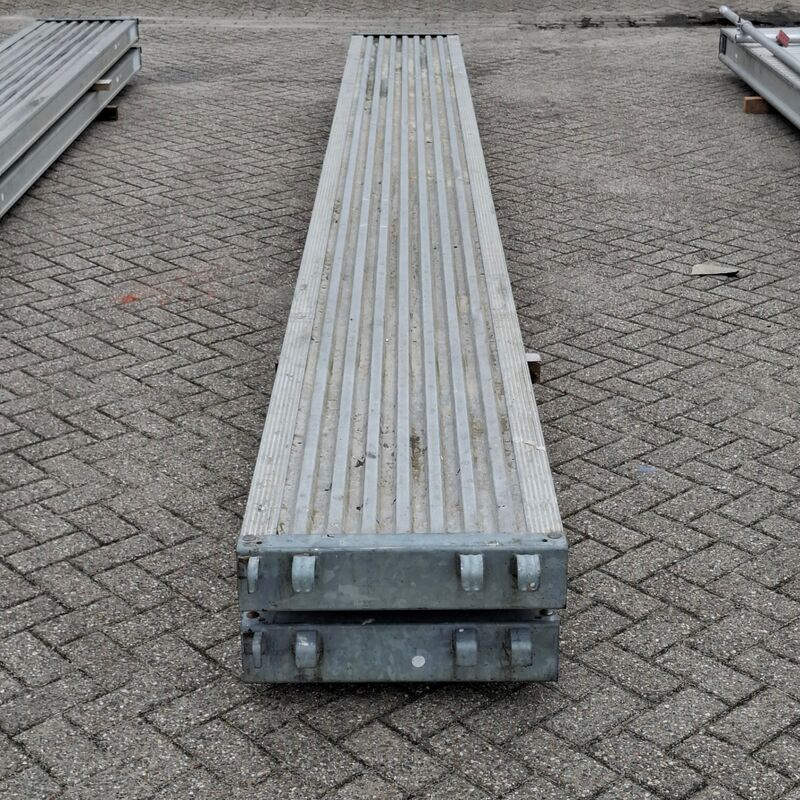 2x Loopbrug Layher – foto 2 – kavel bij Onlineveilingmeester, Smilde