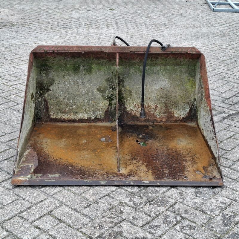 Hydraulische schepbak Wifo, MO120Z/T, bouwjaar 1996 – foto 2 – kavel bij Onlineveilingmeester, Smilde