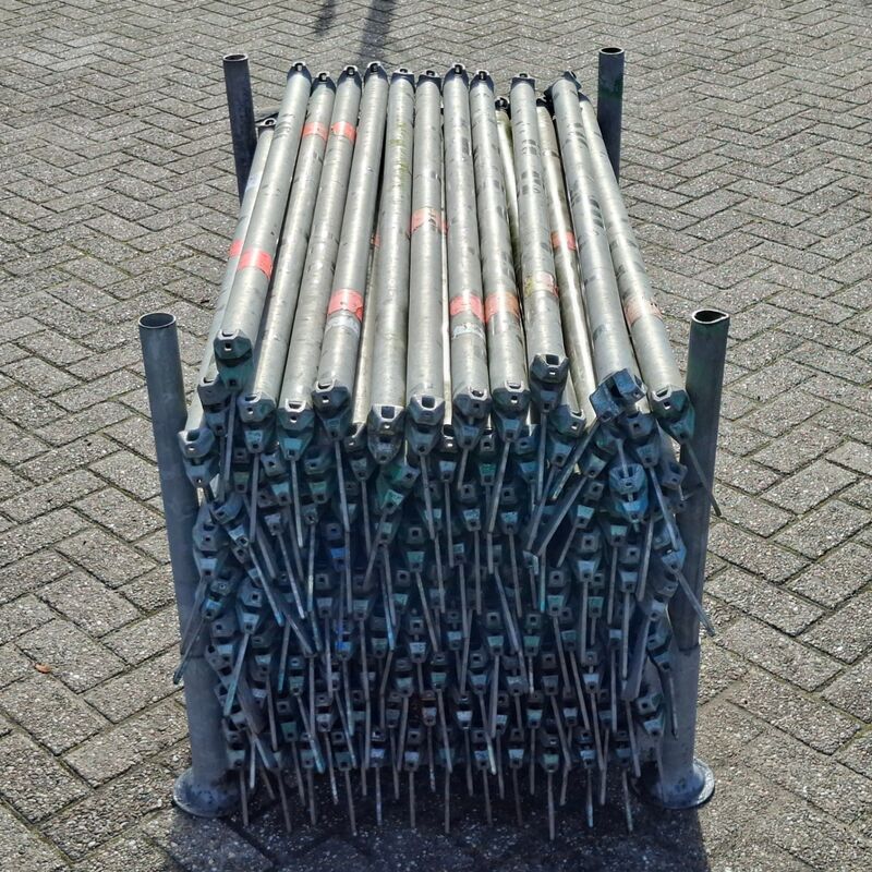 Partij O-liggers in transportbok Layher, Allround | 140 cm – foto 5 – kavel bij Onlineveilingmeester, Smilde
