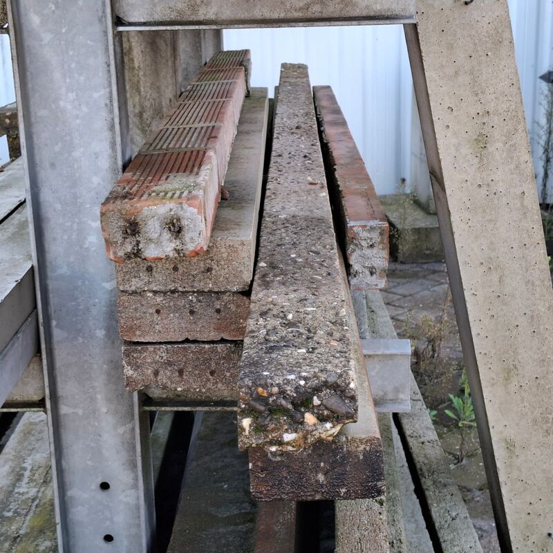 Partij betonnen profielen met stelling – foto 5 – kavel bij Onlineveilingmeester, Smilde