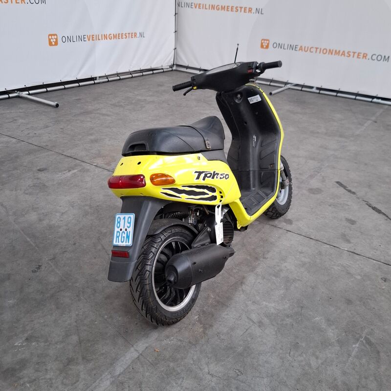 Motorscooter, Piaggio, Typhoon – foto 8 – kavel bij Domeinen Roerende Zaken, Soesterberg